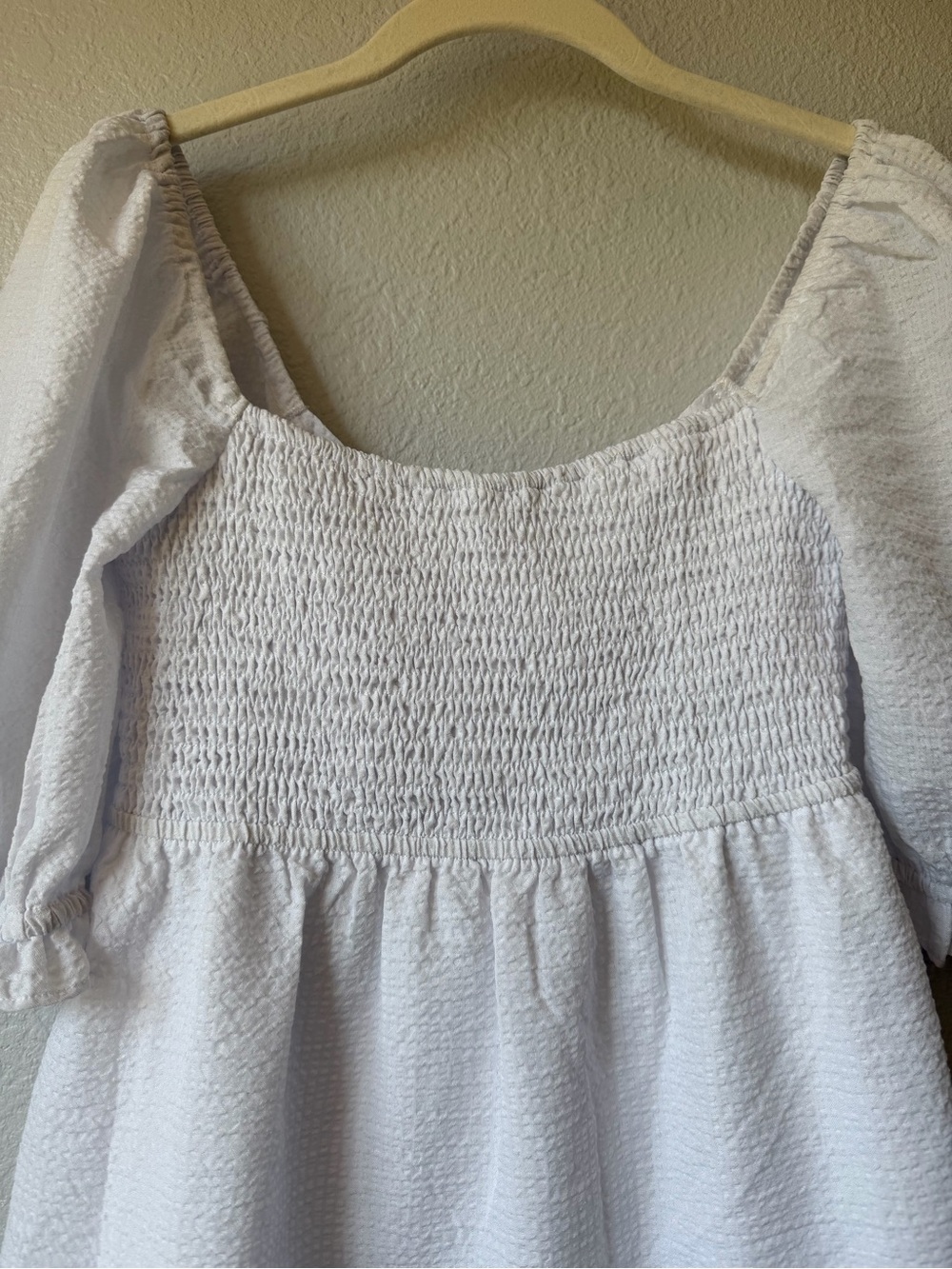 Charlie Holiday White Smocked Puff Sleeve Open Back Mini Dress, NWOT, Size 8 - Picture 6 of 12